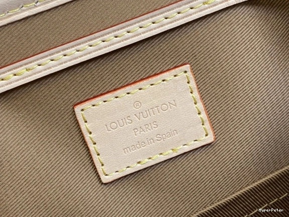 LOUIS VUITTON MONTSOURIS-24*25*12CM 0727